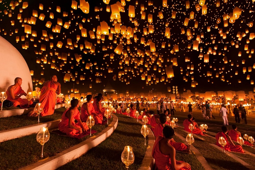 Фестиваль небесных фонариков в Таиланде один из самых зрелищных и романтичных праздников